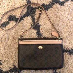 👜 Coach signature crossbody 👜